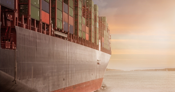 Cargo ship to represent ocean freight with Shipa Freight